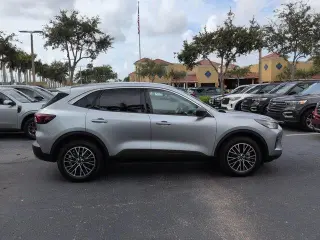 Ford Escape Hybrid 2023 AWD Active 4 puertas SUV