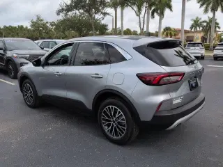 Ford Escape Hybrid 2023 AWD Active 4 puertas SUV