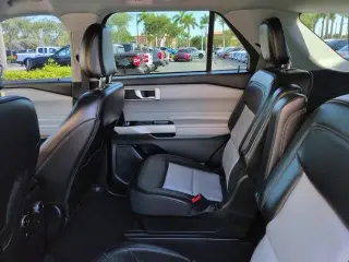 Ford Explorer 2023 AWD XLT 4 puertas SUV