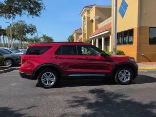 Ford Explorer 2023 AWD XLT 4 puertas SUV