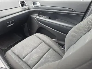 Jeep Grand Cherokee 2021 4x2 Laredo E 4 puertas SUV