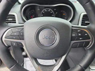 Jeep Grand Cherokee 2021 4x2 Laredo E 4 puertas SUV