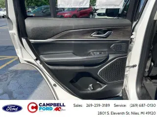 Jeep Grand Cherokee 2023 4x4 Limited 4 puertas SUV