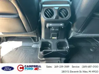 Jeep Gladiator 2020 4x4 Overland 4 puertas Cabina Crew 5.0 pies. SB