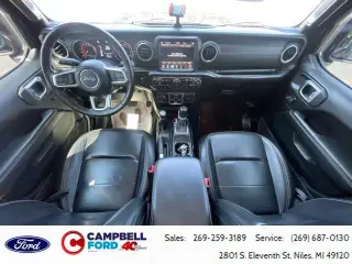 Jeep Gladiator 2020 4x4 Overland 4 puertas Cabina Crew 5.0 pies. SB