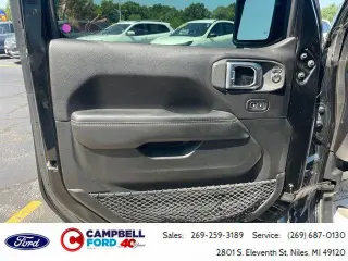 Jeep Gladiator 2020 4x4 Overland 4 puertas Cabina Crew 5.0 pies. SB