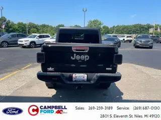 Jeep Gladiator 2020 4x4 Overland 4 puertas Cabina Crew 5.0 pies. SB