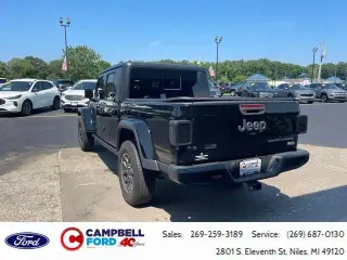 Jeep Gladiator 2020 4x4 Overland 4 puertas Cabina Crew 5.0 pies. SB