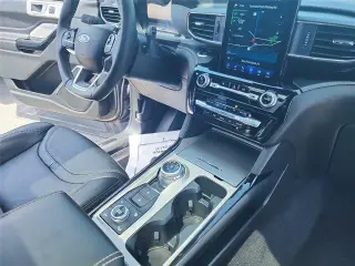 Ford Explorer 2023 AWD ST 4 puertas SUV
