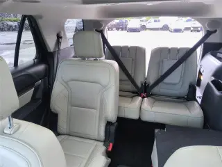 Ford Explorer 2017 AWD Platinum 4dr SUV