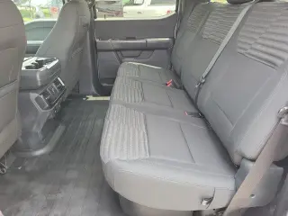 Ford F-150 2022 4x2 XL 4 puertas SuperCrew 5.5 pies SB