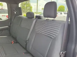 Ford F-150 2022 4x2 XL 4 puertas SuperCrew 5.5 pies SB