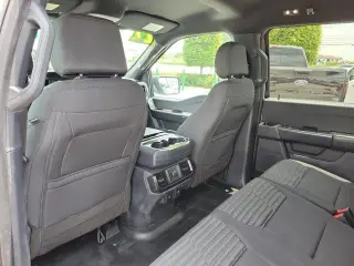 Ford F-150 2022 4x2 XL 4 puertas SuperCrew 5.5 pies SB