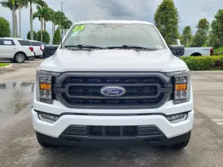 Ford F-150 2023 4x4 XLT 4 puertas SuperCrew 5.5 pies. SB