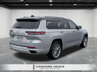 Jeep Grand Cherokee L 2023 4x4 Summit 4 puertas SUV