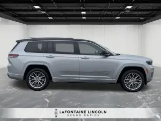 Jeep Grand Cherokee L 2023 4x4 Summit 4 puertas SUV