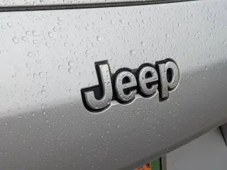 Jeep Grand Cherokee L 2023 4x4 Summit 4 puertas SUV