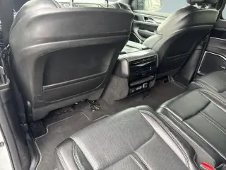 Jeep Wagoneer L 2024 4x4 Serie II 4 puertas SUV