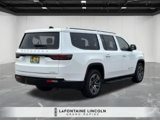 Jeep Wagoneer L 2024 4x4 Serie II 4 puertas SUV