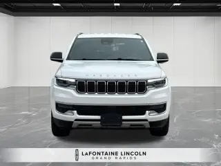 Jeep Wagoneer L 2024 4x4 Serie II 4 puertas SUV