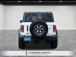 Ford Bronco 2023 4x4 Badlands Avanzado 4 puertas SUV