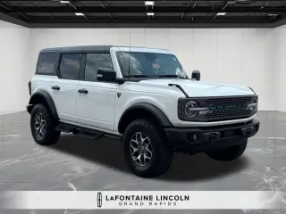 Ford Bronco 2023 4x4 Badlands Avanzado 4 puertas SUV