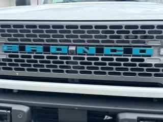 Ford Bronco 2023 4x4 Badlands Avanzado 4 puertas SUV