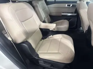 Ford Explorer 2023 AWD XLT 4 puertas SUV