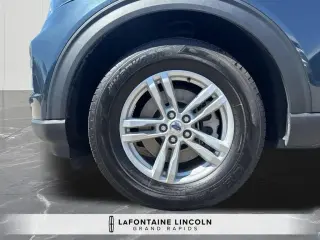 Ford Explorer 2023 AWD XLT 4 puertas SUV