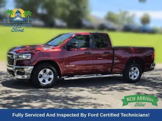 Ram 1500 2025 4x2 Big Horn 4 puertas Quad Cab 1.93 m (6.4 pies) Pickup