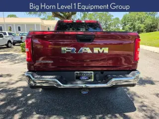 Ram 1500 2025 4x2 Big Horn 4 puertas Quad Cab 1.93 m (6.4 pies) Pickup