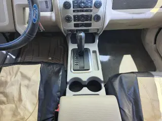Ford Escape 2008 XLT 4 puertas SUV V6