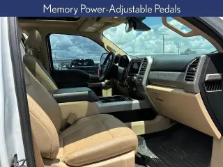 Ford F-350 Super Duty 2017 4x4 Lariat 4dr Crew Cab 6.8 ft. SB SRW Pickup