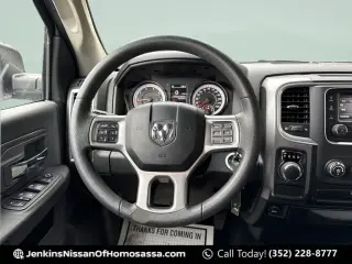 Ram 1500 Classic 2024 4x2 SLT Cabina Cuádruple de 4 puertas con caja de 6.3 pies