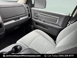 Ram 1500 Classic 2024 4x2 SLT Cabina Cuádruple de 4 puertas con caja de 6.3 pies