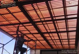 Cuatro Acabados Pérgola Artesa
