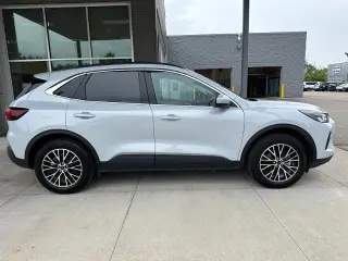 Ford Escape Híbrido Enchufable 2025 PHEV 4 puertas SUV