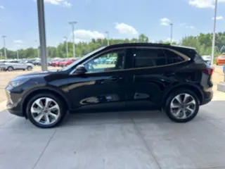 Ford Escape Híbrido 2023 AWD Platinum 4 puertas SUV