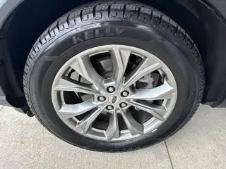 Ford Explorer 2023 AWD XLT 4 puertas SUV