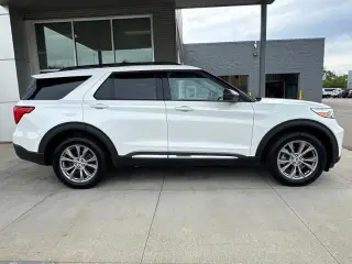 Ford Explorer 2023 AWD XLT 4 puertas SUV