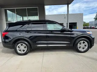 Ford Explorer 2023 AWD XLT 4 puertas SUV