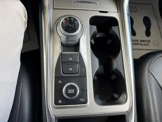 Ford Explorer 2023 AWD XLT 4 puertas SUV
