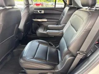 Ford Explorer 2023 AWD XLT 4 puertas SUV