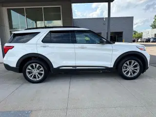 Ford Explorer 2023 AWD XLT 4 puertas SUV