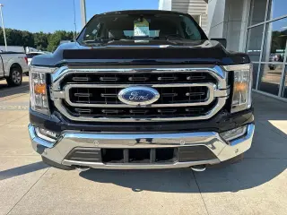 Ford F-150 2021 4x4 XLT 4 puertas SuperCrew 5.5 pies SB