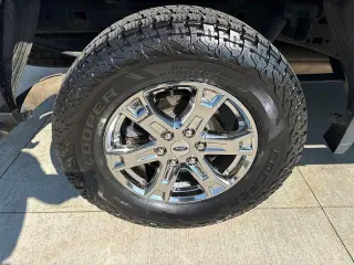 Ford F-150 2021 4x4 XLT 4 puertas SuperCrew 5.5 pies SB