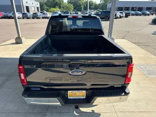 Ford F-150 2021 4x4 XLT 4 puertas SuperCrew 5.5 pies SB