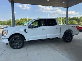 Ford F-150 2023 4x4 XLT 4 puertas SuperCrew 5.5 pies. SB