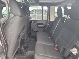 Jeep Wrangler Unlimited 2020 4x4 Sport 4 puertas SUV
