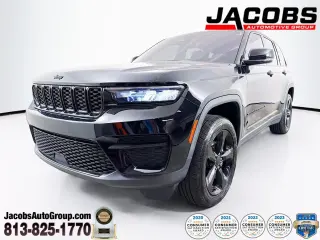 Jeep Grand Cherokee 2023 4x4 Altitude 4 puertas SUV